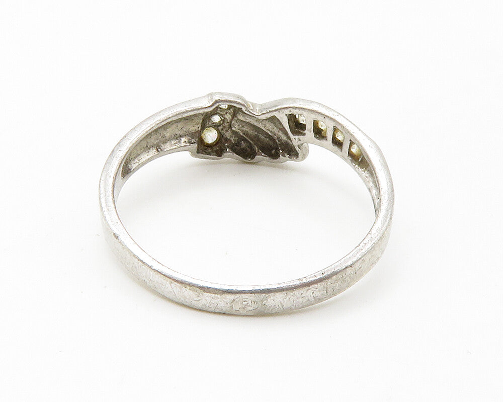 925 Sterling Silver  Vintage Topaz Angel Wing Motif Band Ring Sz 7.5  RG14424