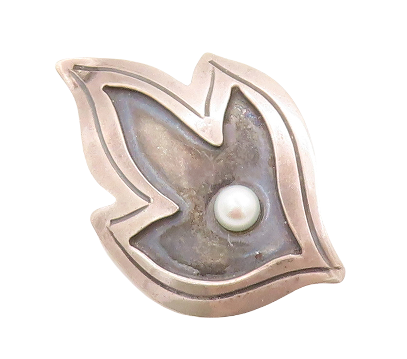 925 Sterling Silver Vintage Brooch Pin Dark Tone Pearl Fire Design Cut  BP11317