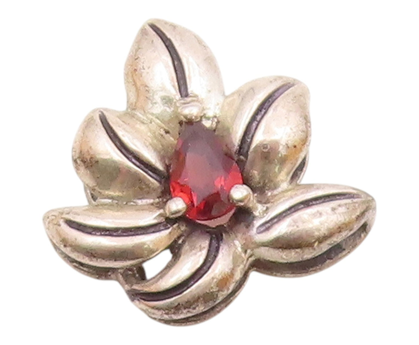 925 Sterling Silver  Vintage Garnet Floral Leaf Motif Pendant  PT16206