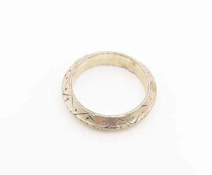 925 Sterling Silver Vintage Ring Etched Geometric Pattern Band  Sz 8.5  RG36900