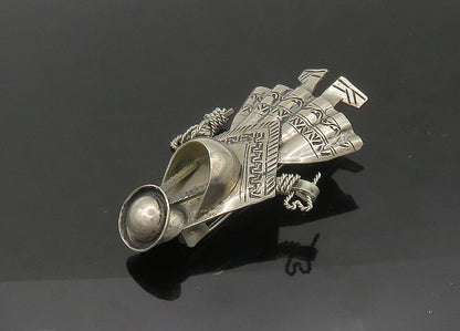 925 Sterling Silver  Vintage Shiny Etched Person In Poncho Brooch Pin  BP8671