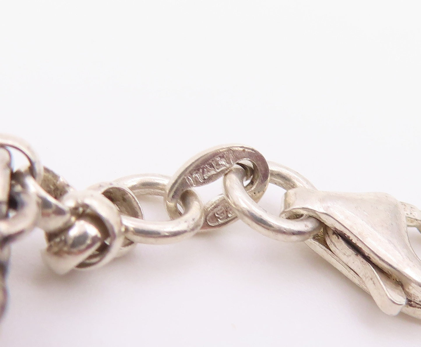 925 Silver  Vintage Lion Giraffe Duck Cow & Elephant Charm Bracelet  BT9333