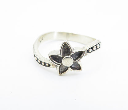 925 Sterling Silver  Oxidized Flower Motif Shiny Band Ring Sz 7  RG8084