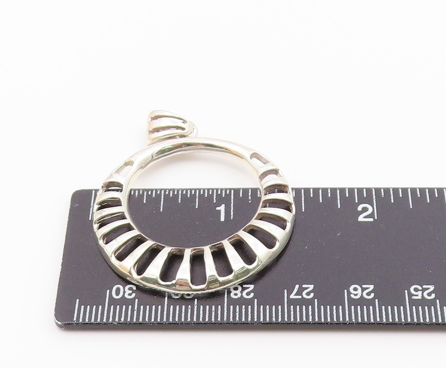 925 Sterling Silver  Vintage Shiny Cutout Open Circle Drop Pendant  PT19723
