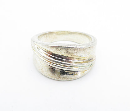 925 Sterling Silver  Vintage Shiny Raised Detail Concave Band Ring Sz 7 RG7609