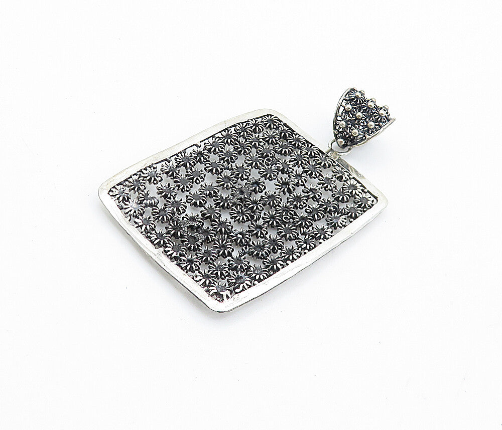 925 Sterling Silver  Vintage Wire Twist Flower Design Square Pendant  PT5637