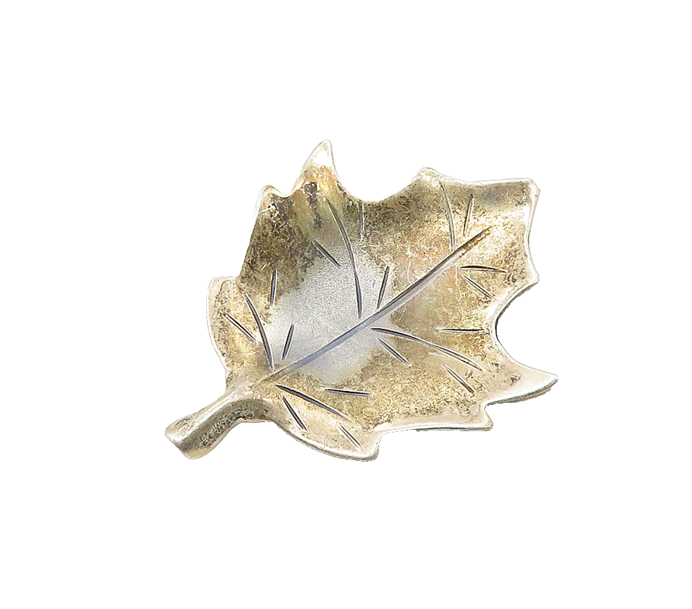 STUART NYE 925 Sterling Silver   Vintage Etched Autumn Leaf Brooch Pin  BP6623