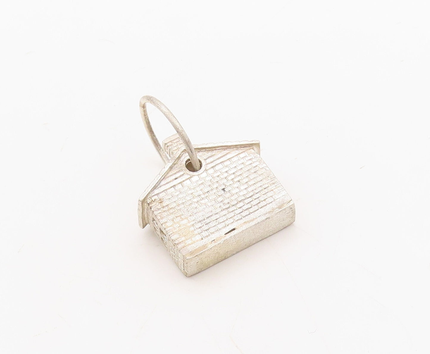 925 Sterling Silver Vintage Pendant Cutout Christmas Scene Of House  PT23671