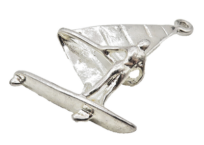 925 Sterling Silver  Vintage Shiny Petite Sail Boat Motif Drop Pendant  PT9041