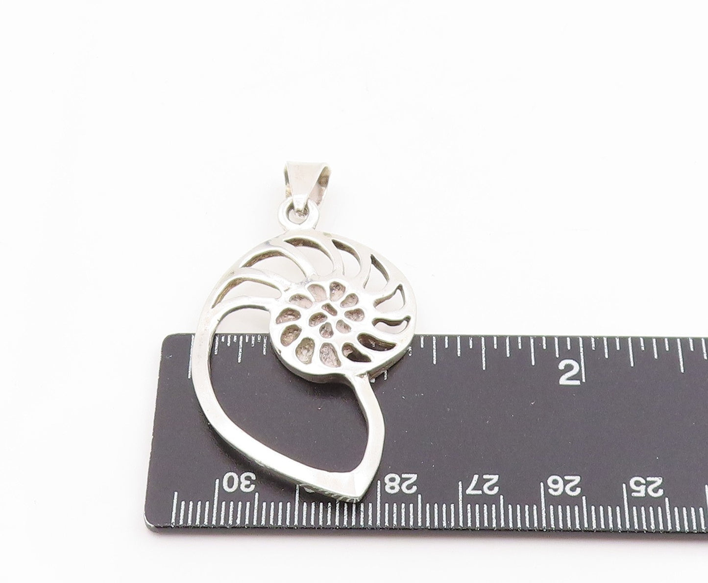 925 Sterling Silver Vintage Pendant Openwork Nautilus Shell Design Charm PT25287