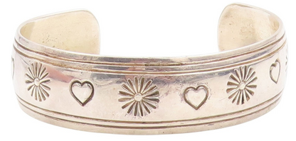 925 Sterling Silver Vintage Bracelet NAVAJO Etched Sun & Love Heart Cuff BT11448