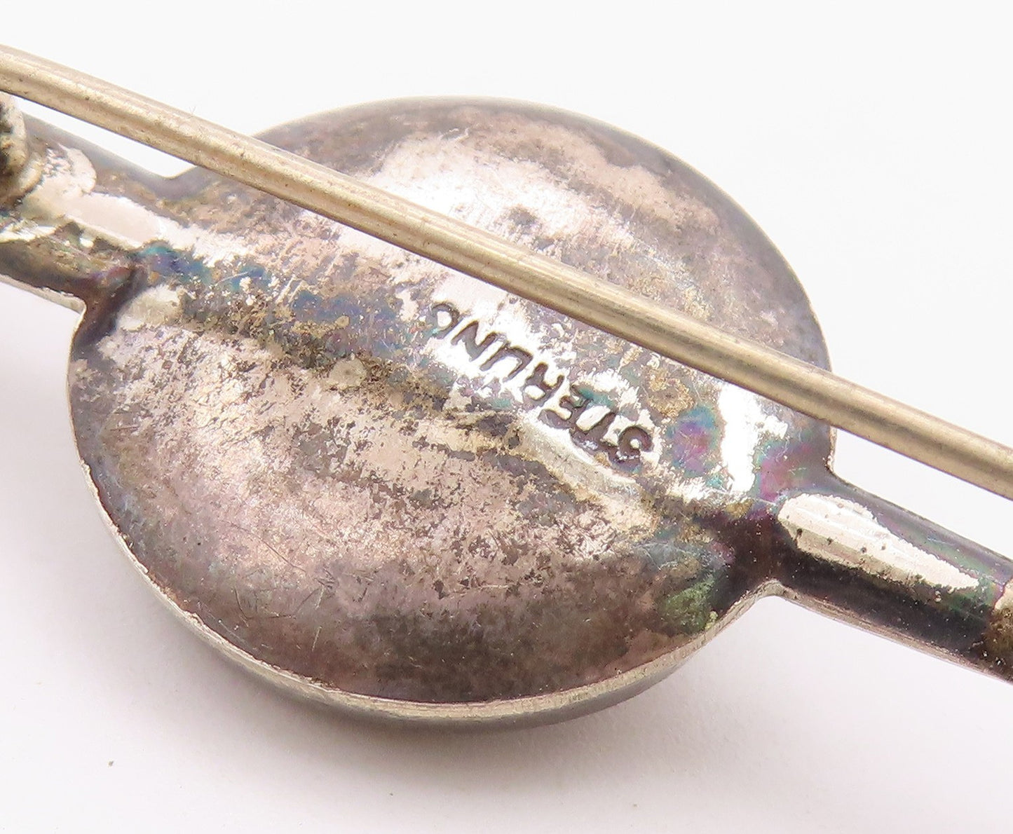 925 Sterling Silver Vintage Antique Carnelian Sword & Shield Brooch Pin BP8303