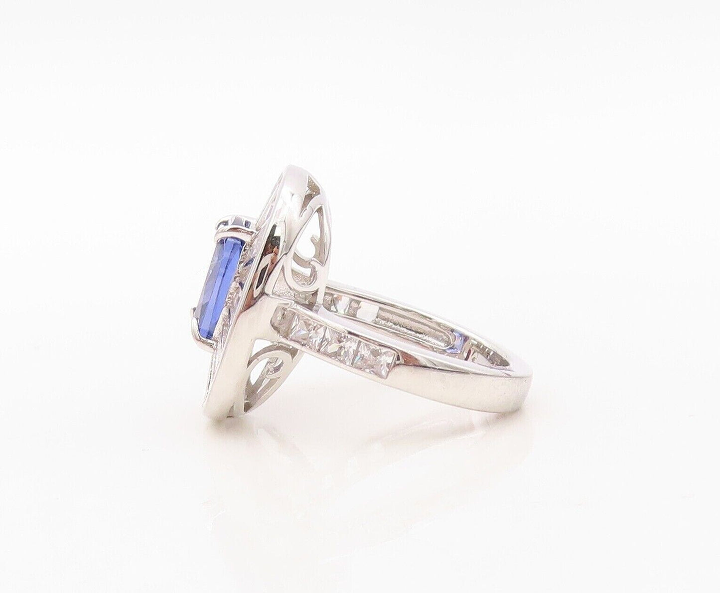 925 Sterling Silver Vintage Ring Rectangle Cut Sapphire Halo Topaz Sz 7  RG30265