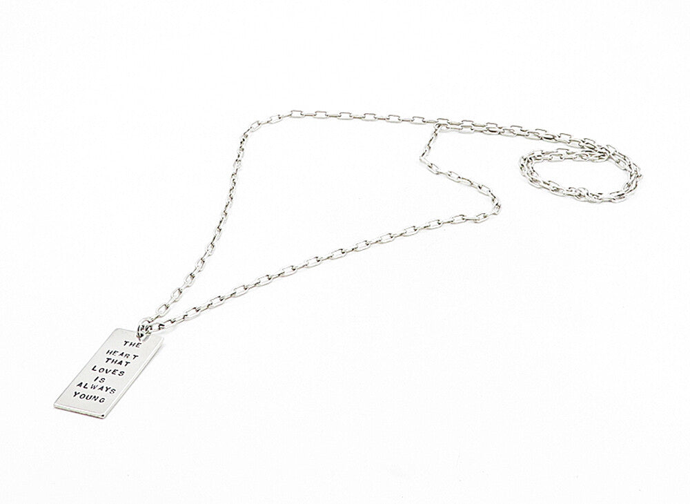 925 Sterling Silver  Vintage Young Heart Stamped Quote Chain Necklace  NE1522