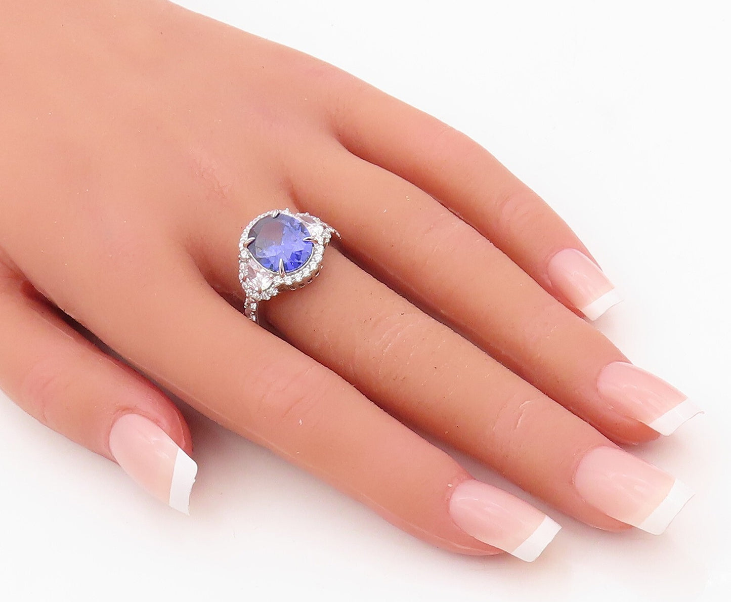 925 Sterling Silver Vintage Ring Oval Cut Sapphire Halo CZ Inlay  Sz 7  RG30510
