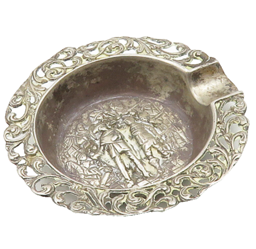 925 Sterling Silver  Vintage Soldiers Scene Floral Vine Trim Ashtray  TR2502