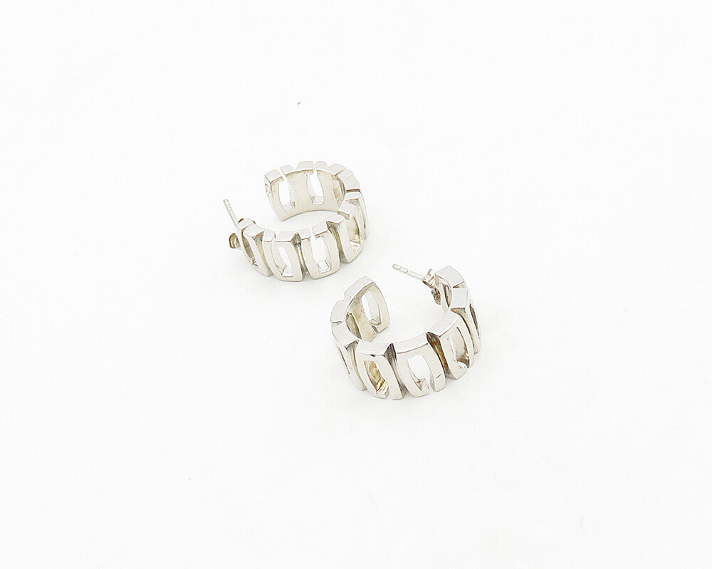 GUESS 925 Sterling Silver  Vintage Shiny Open Design JHoop Earrings  EG9699