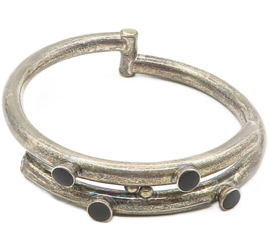 MEXICO 925 Sterling Silver  Vintage Black Onyx Bypass Bangle Bracelet  BT7140
