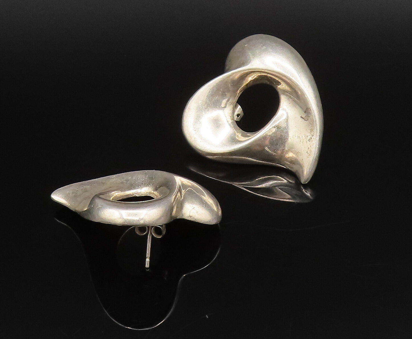 925 Sterling Silver  Vintage Open Hole Floating Love Heart Earrings  EG12164