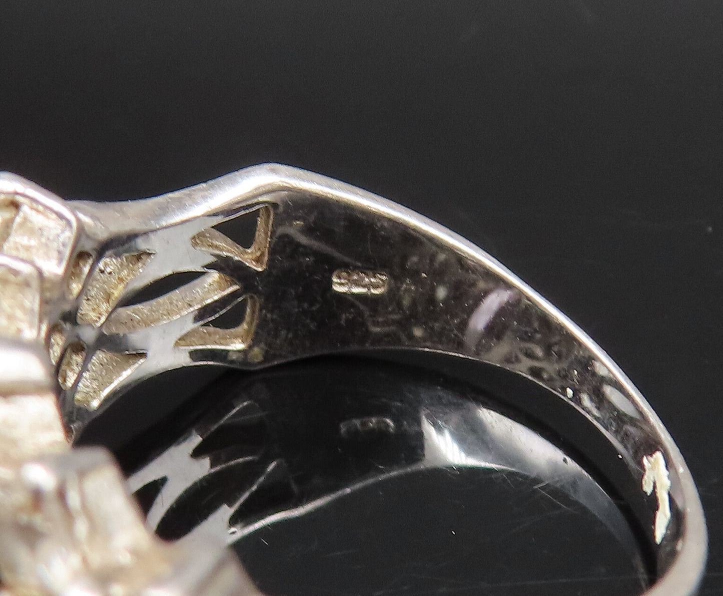 925 Silver  Vintage Purple & White Cubic Zirconia Open Shank Ring Sz 8 RG25905