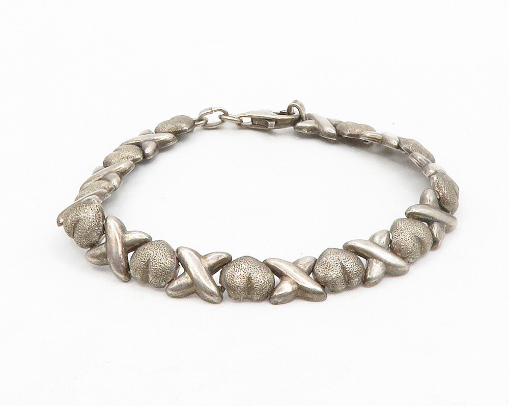 925 Sterling Silver  Vintage Dark Tone XO Hugs & Kisses Chain Bracelet  BT5157