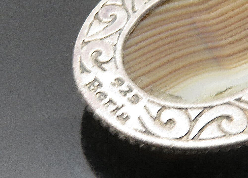 BERIA 925 Sterling Silver  Vintage Agate Swirl Etched Border Pendant  PT16111