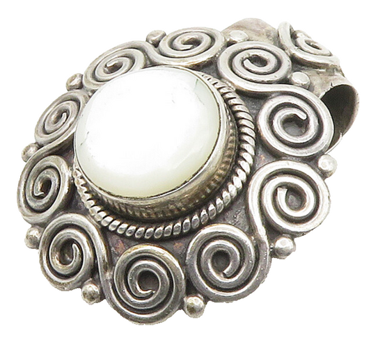 925 Sterling Silver  Vintage Mother Of Pearl Floral Swirl Pendant  PT12145