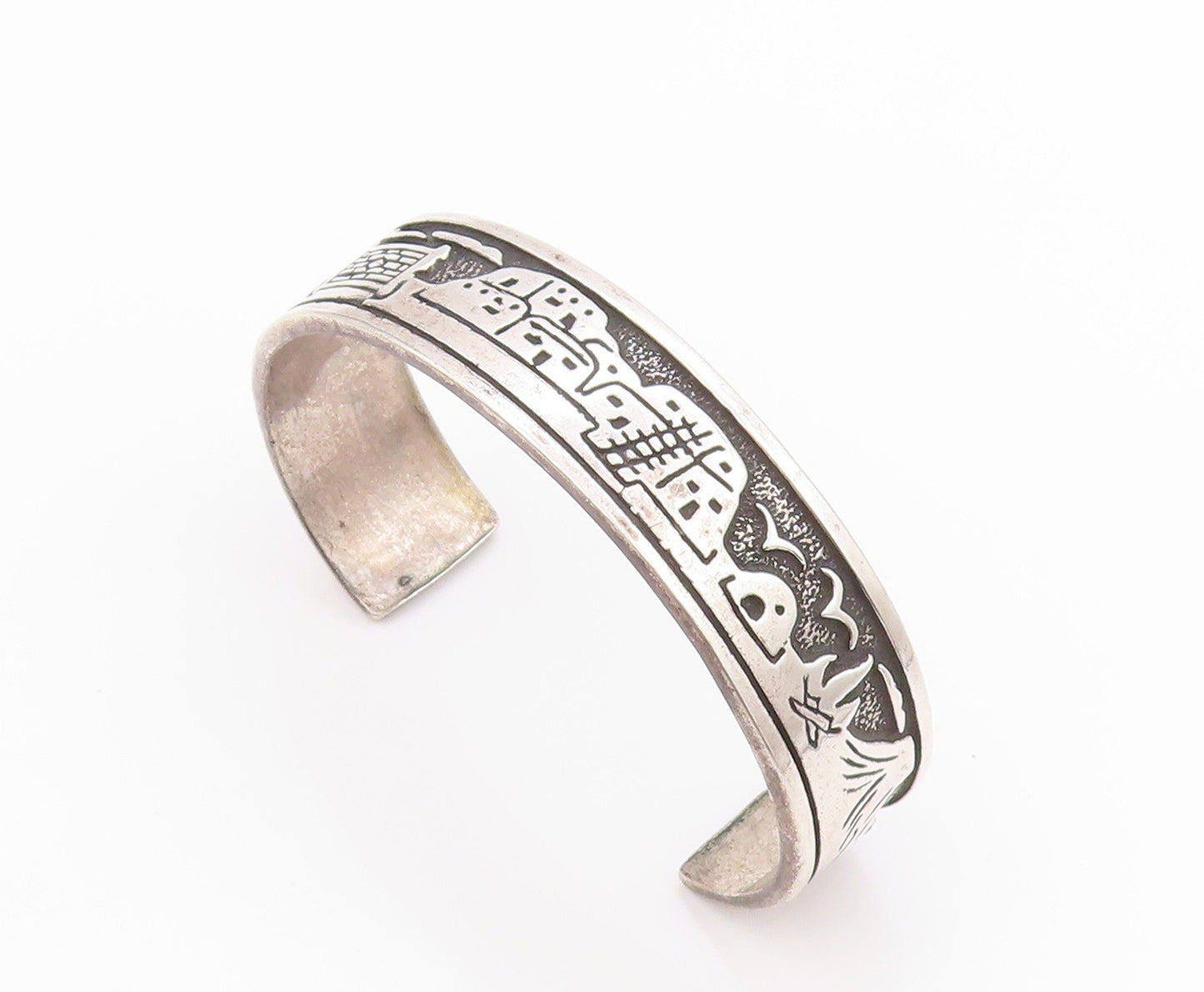 925 Sterling Silver Vintage Bracelet NAVAJO Village Life Carved Cuff  BT11342