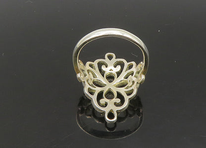 925 Sterling Silver  Vintage Shiny Open Floral Motif Band Ring Sz 8.5  RG23190