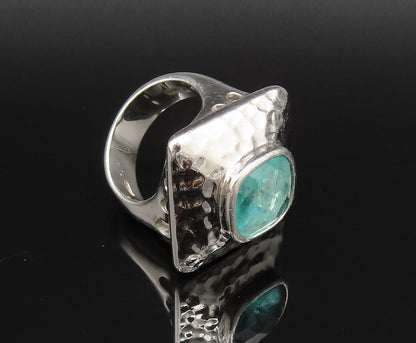 925 Sterling Silver  Vintage Hammered Frame Blue Topaz Ring Sz 6  RG25747