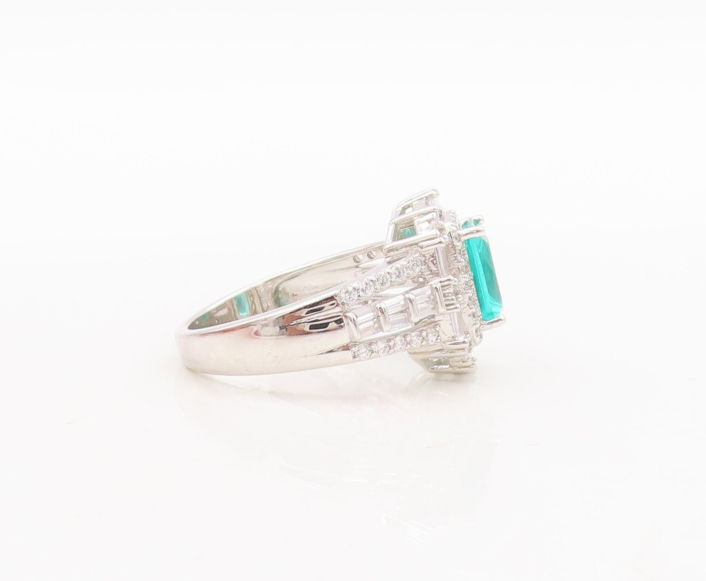 925 Sterling Silver Vintage Ring Rectangle Sea Green Halo White CZ Sz 7  RG29659