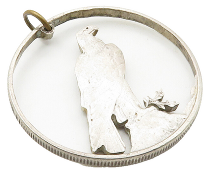 925 Sterling Silver  Vintage Perched Eagle Peace Open Circle Pendant  PT12717