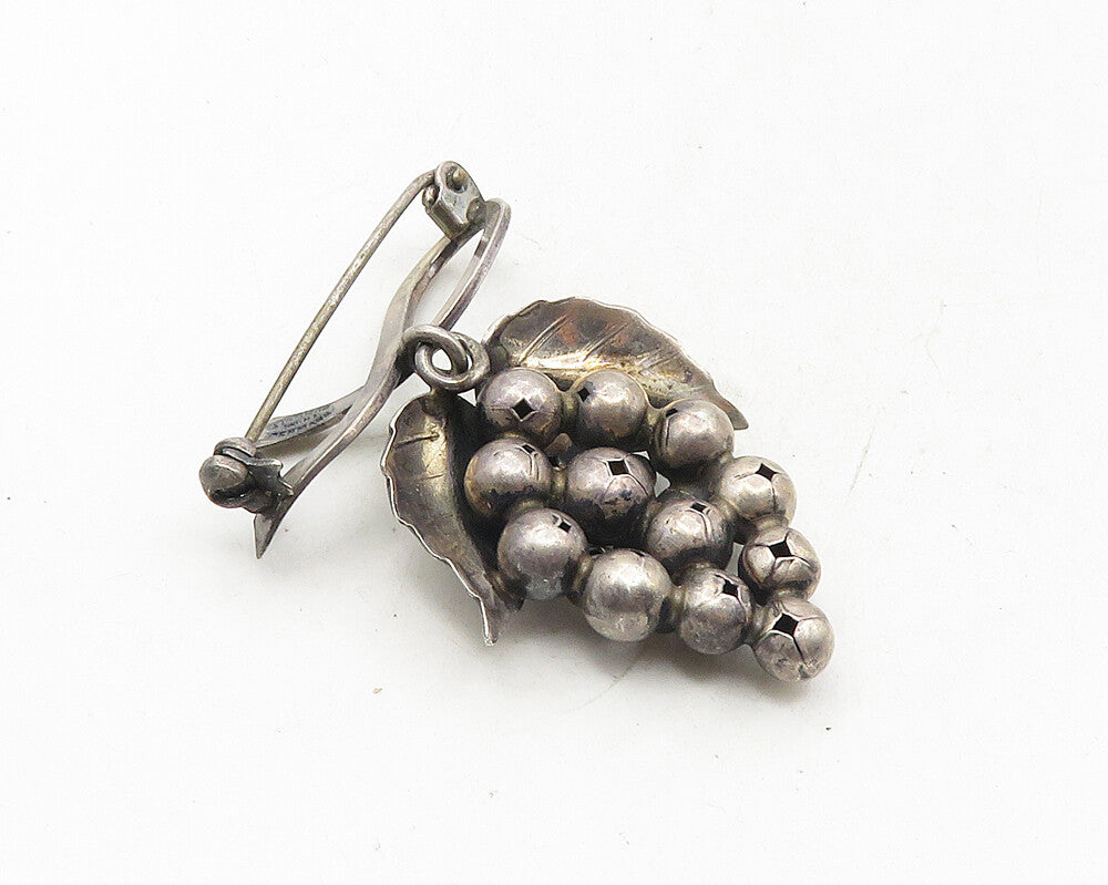 JOHN L DENMARK 925 Sterling Silver Vintage Grape Bunch Brooch Pin  BP3864