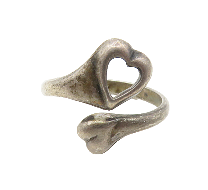 925 Sterling Silver  Vintage Dark Tone Love Heart Bypass Ring Sz 4  RG8824