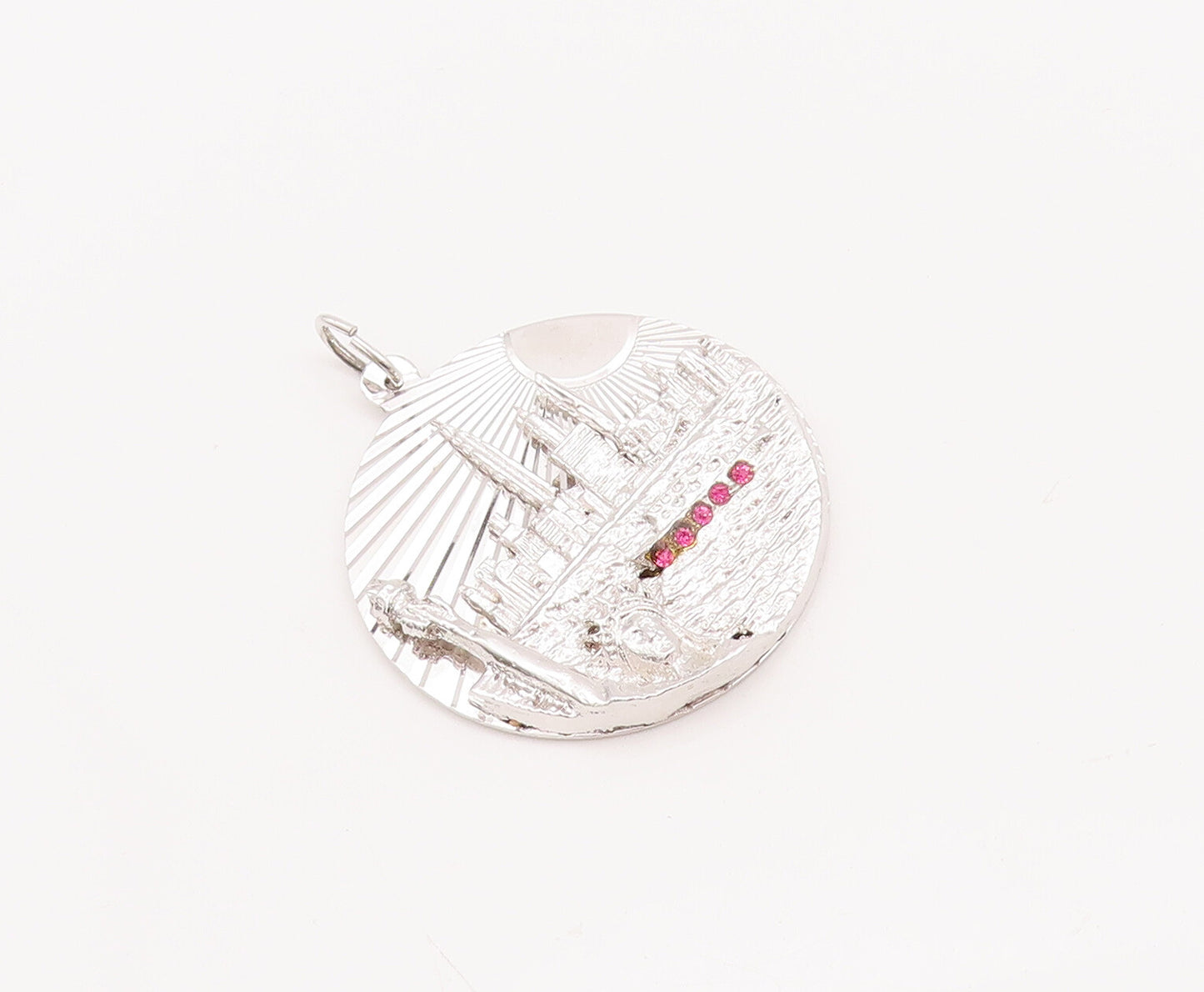 925 Sterling Silver Vintage Pendant Ruby Band Carved NYC Skyline Coin  PT22997
