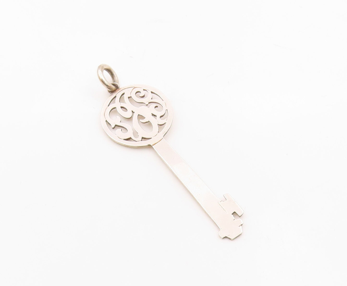 JANE BASCH 925 Silver  Vintage Shiny Cutout Detail Key Motif Pendant  PT14593