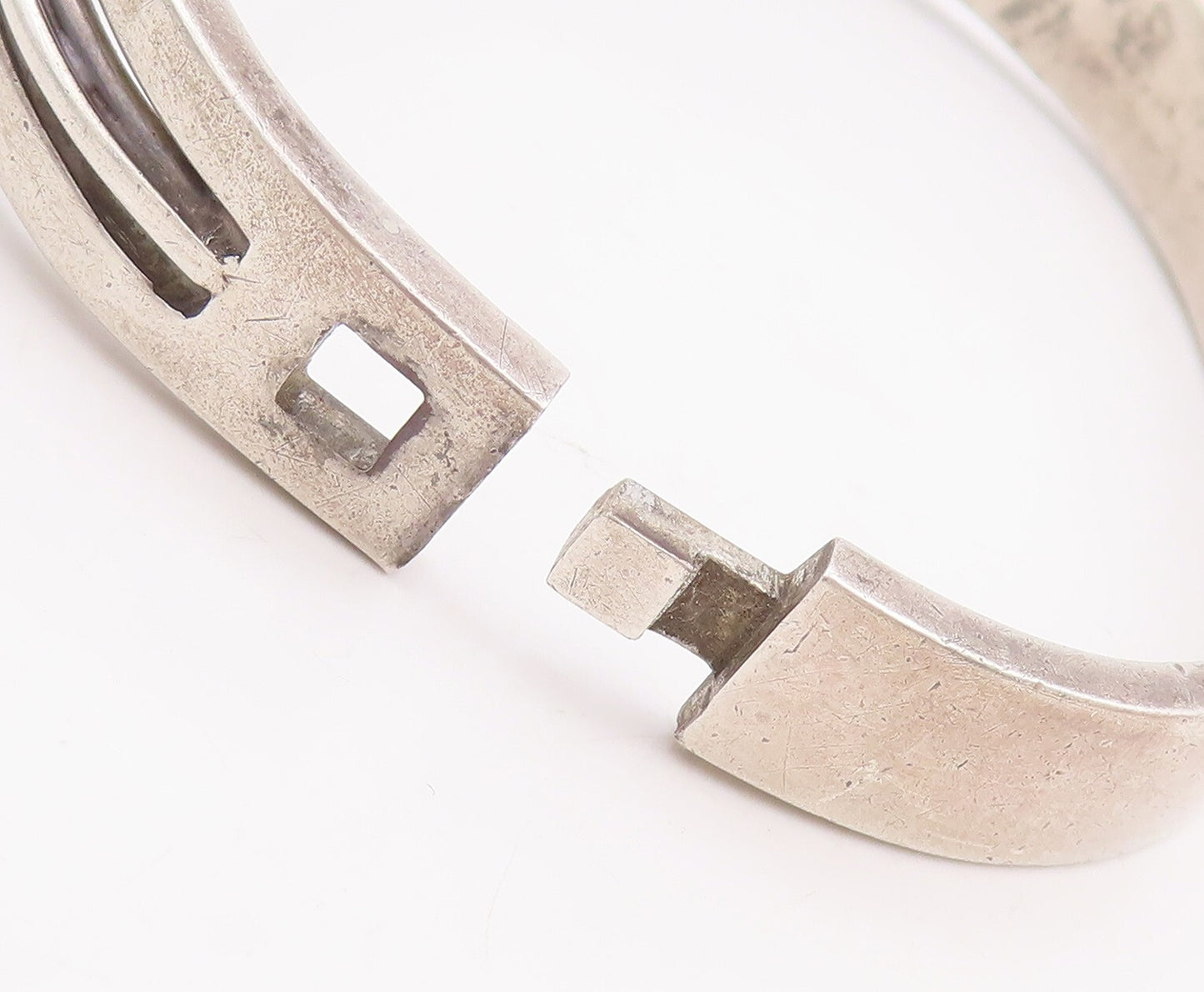 925 Sterling Silver Vintage Bracelet MEXICO Cutout Drop Shape Onyx Cuff  BT10702