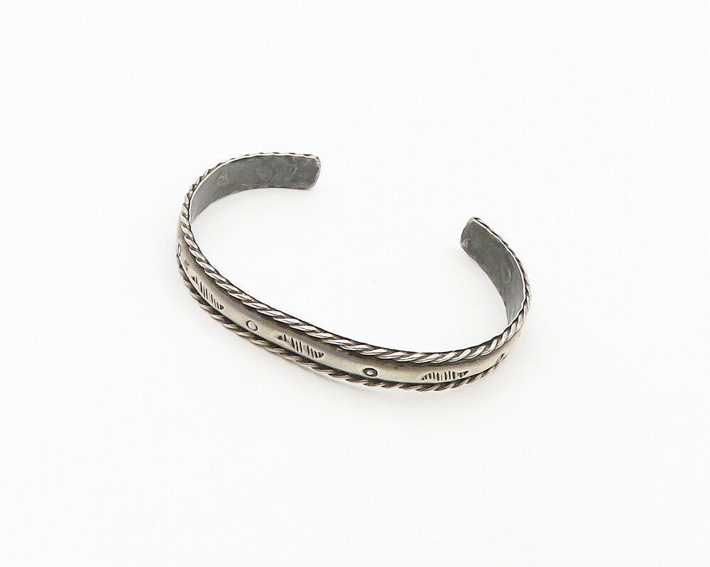 SOUTHWESTERN 925 Silver Vintage Etched Pattern Twist Cuff Bracelet BT7136