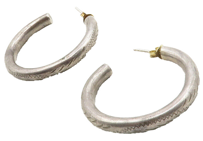 925 Sterling Silver  Vintage Dark Tone Minimalist JHoop Earrings  EG6828