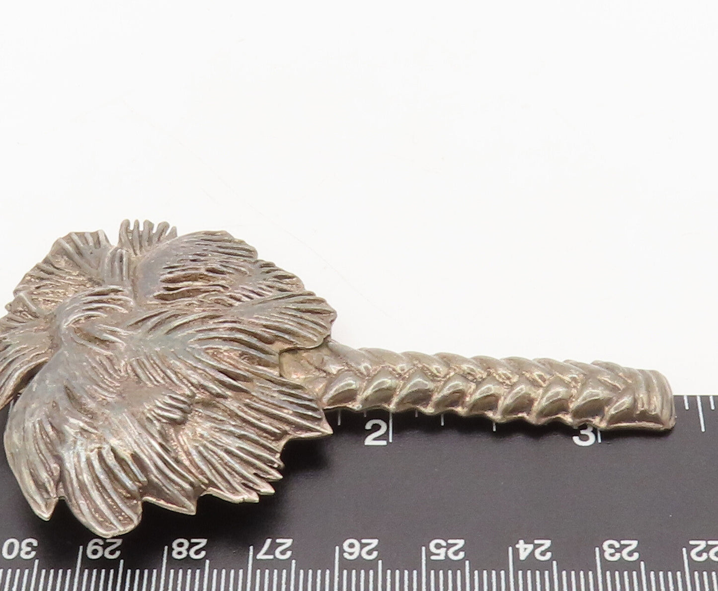 925 Sterling Silver  Vintage Modernist Carved Palm Tree Brooch Pin  BP10448