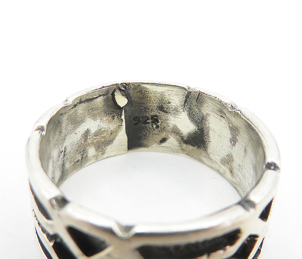 925 Sterling Silver  Vintage Shiny Raised Pattern Band Ring Sz 8.5  RG7464