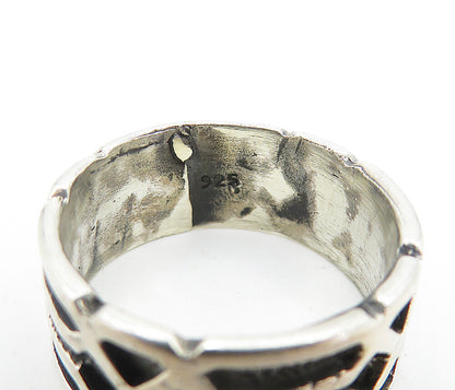 925 Sterling Silver  Vintage Shiny Raised Pattern Band Ring Sz 8.5  RG7464