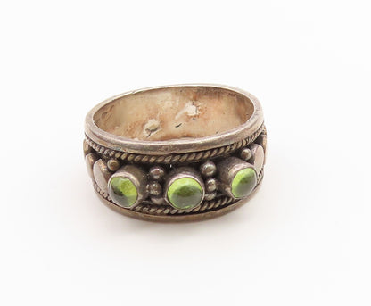 925 Sterling Silver Vintage Ring Classic Cabochon Peridot Band  Sz 8.5  RG36943