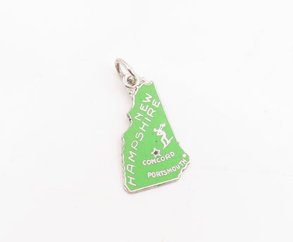 925 Sterling Silver Vintage Pendant Enameled New Hampshire State Map  PT25390