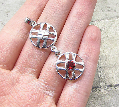 925 Sterling Silver  Faceted Garnet Linked Cross Wheels Drop Pendant  PT1529