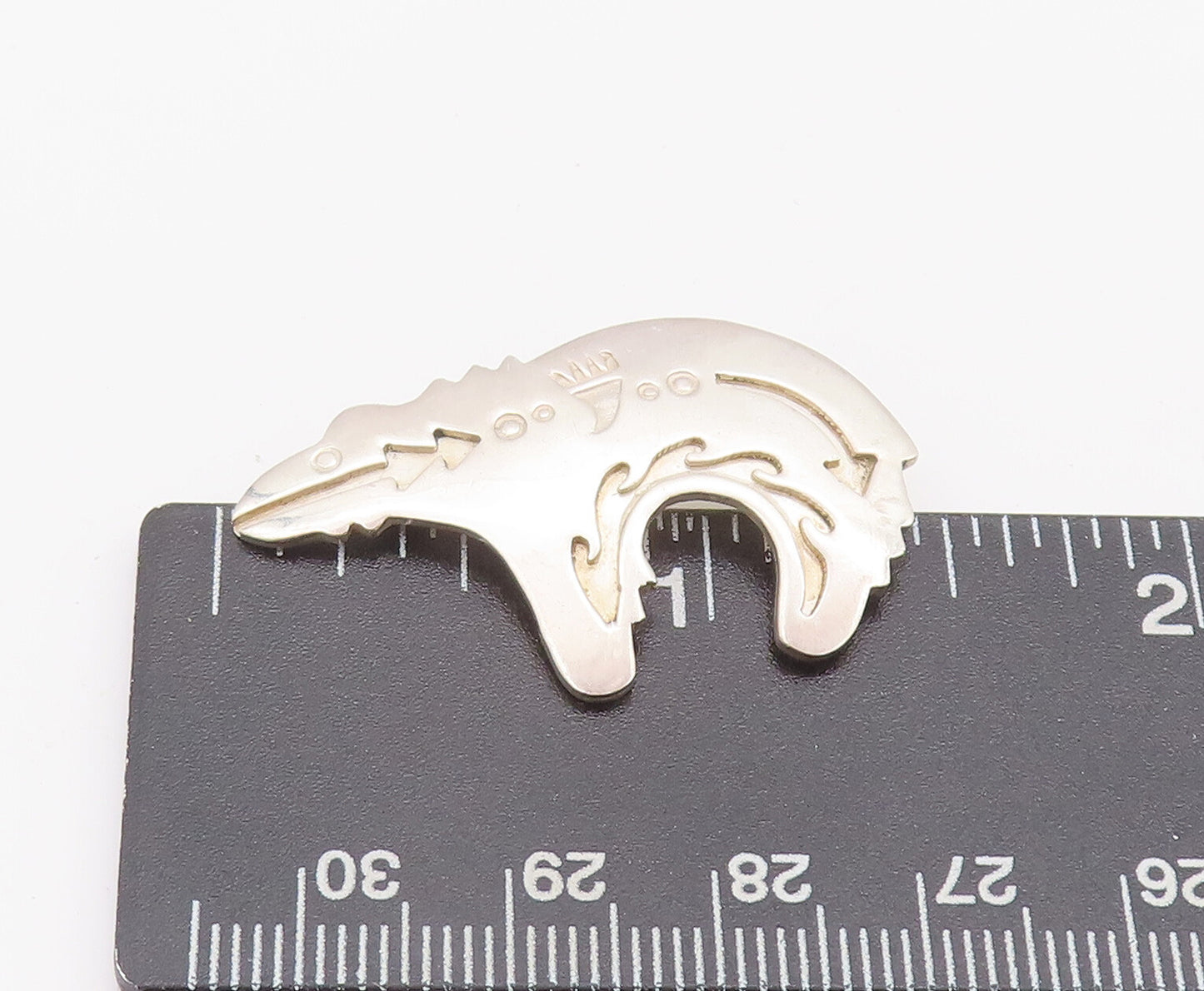 925 Sterling Silver Vintage Brooch Pin NAVAJO Carved Animal Digestion  BP10670