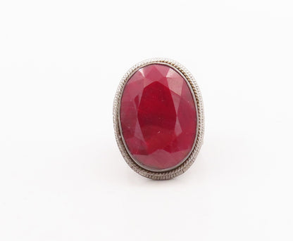 925 Sterling Silver Vintage Ring Large Oval Cut Red Gemstone  Sz 7.5  RG29524