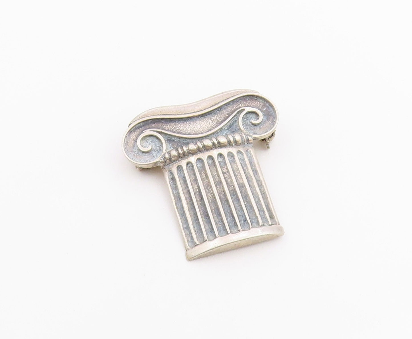EUROPEAN 925 Sterling Silver  Vintage Ribbed Chef's Hat Brooch Pin  BP9455