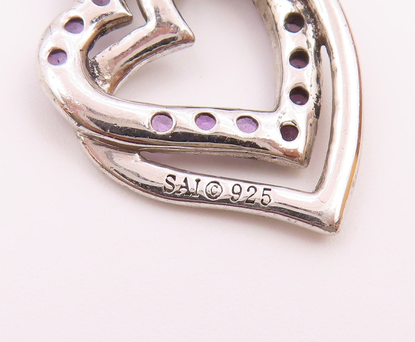 925 Sterling Silver  Vintage Amethyst Open Love Hearts Pendant  PT19117