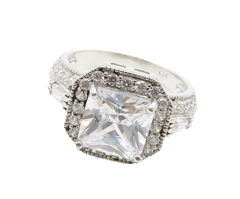 925 Sterling Silver   Sparkling Cubic Zirconia Band Ring Sz 6  RG19147